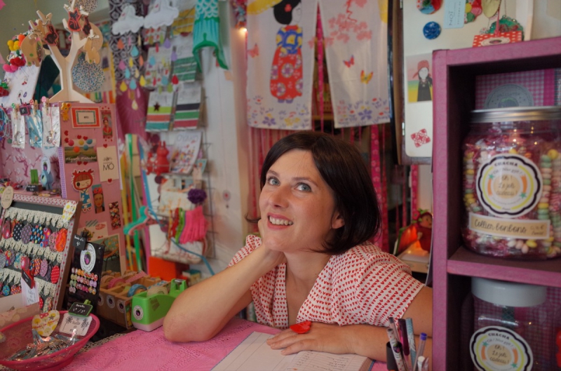 magasin-ROUBION-min_shop_woman_craft_business_color-135528